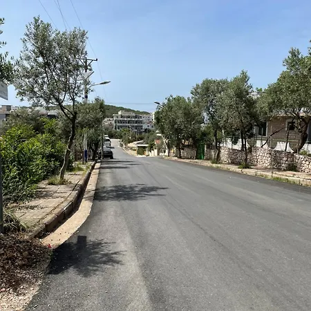 Njazi * Ksamil